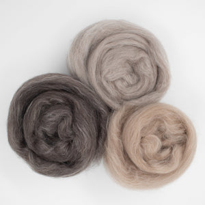 Toffee Haunui/Mulberry Silk Combed Top - 26.1 micron